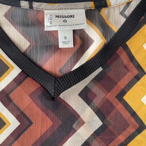 EUC Missoni for Target Sheer V neck Blouse in Zig Zag pattern Size small - Picture 3 of 8